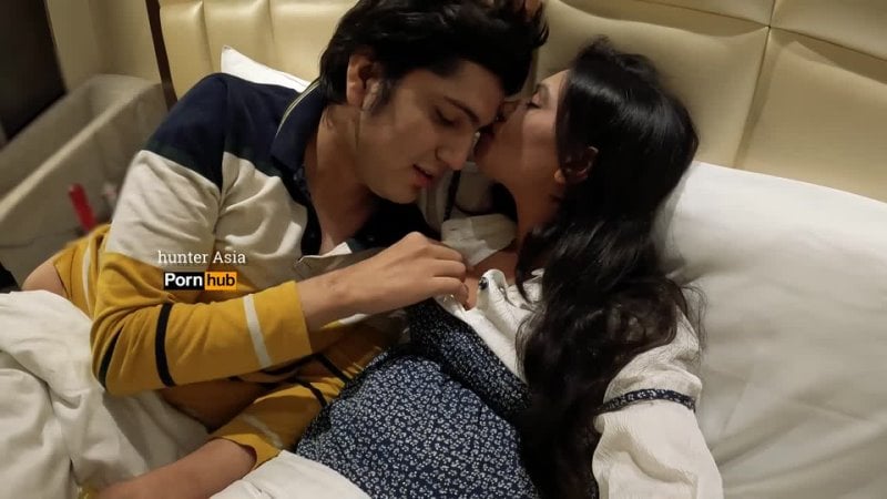 🎬 Hunter Asia Bangla ragazza fa sesso romantico con vestiti sul porno romantico indiano